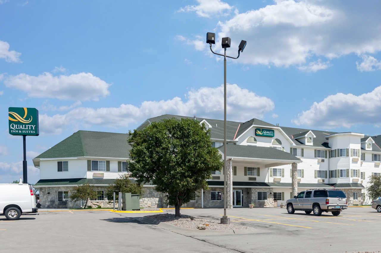 Quality Inn & Suites Arbor Екстериор снимка